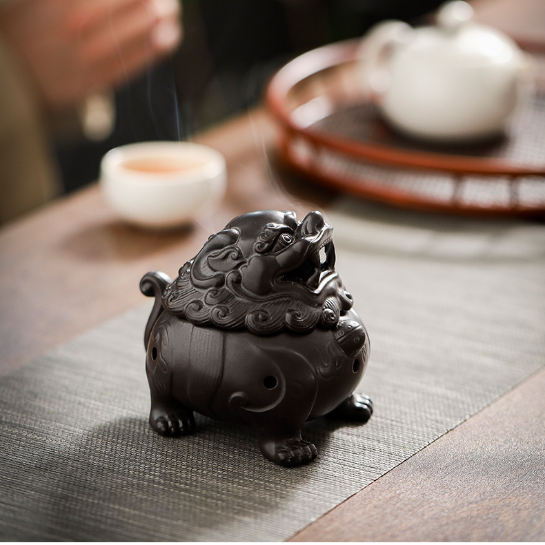 Pixiu Incense Burner for sage/Cones/Coil Incense, Handicraft Ceramic backflow Incense Burner, Aromatherapy Ornament Cool Home bedroome Decor , Gifts for Meditation Accessories & Yoga