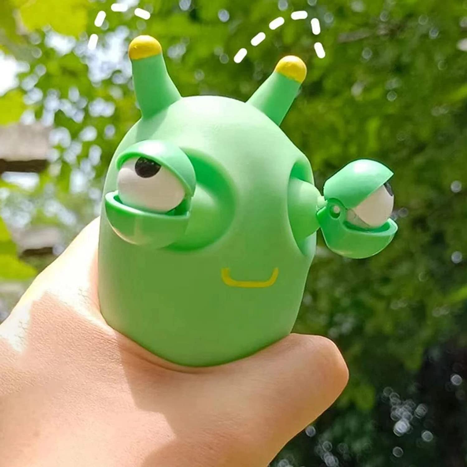 Squishy Squeeze Toy, Funny Grass Worm Pinch Toy, Green Eye Bouncing Worm Squeeze Toy, Novelty Fun Squeeze Stress Relief Toys for Adults Kids Gift Cool Gadgets